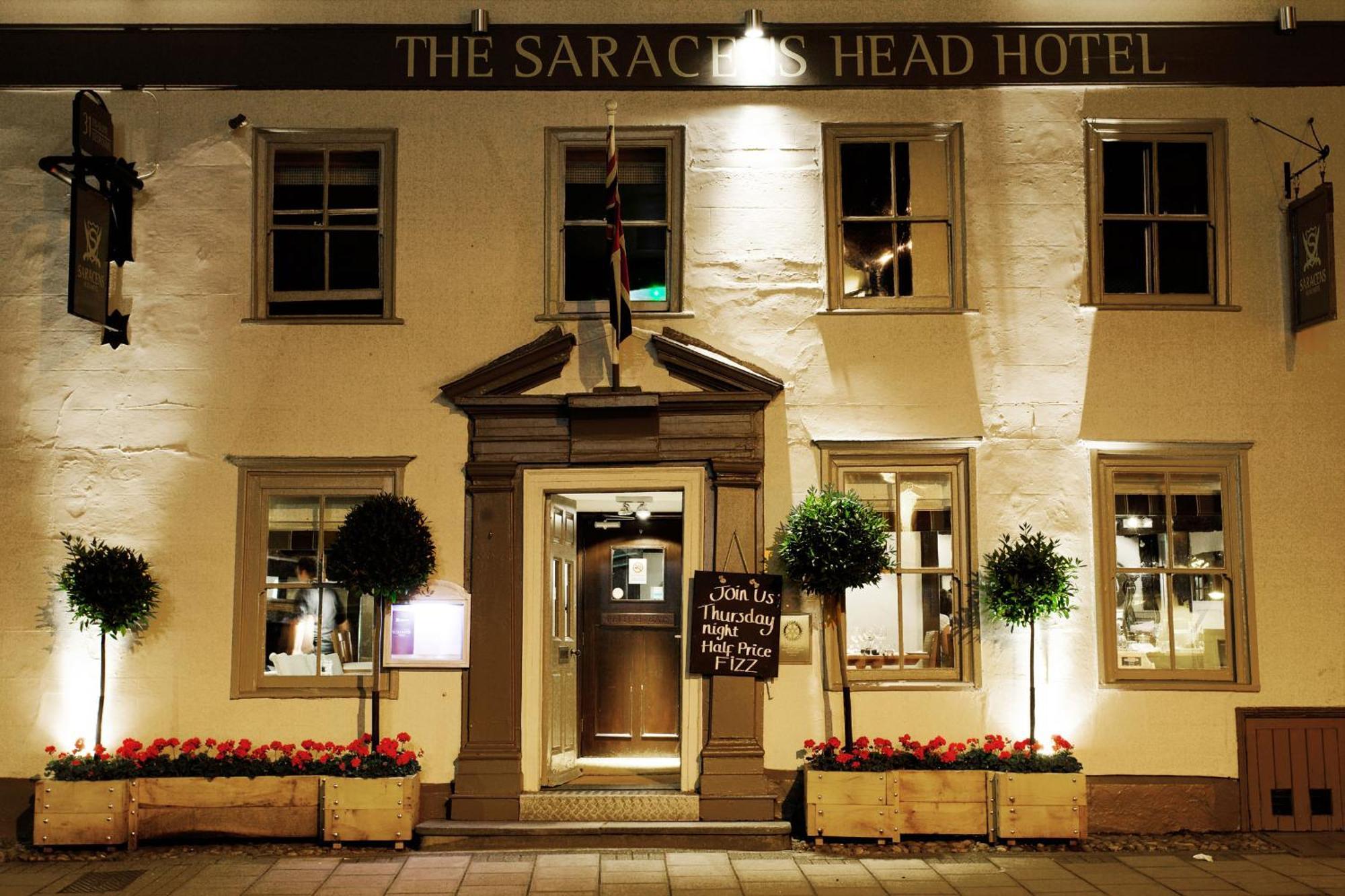 The Saracens Head Hotel Great Dunmow Esterno foto