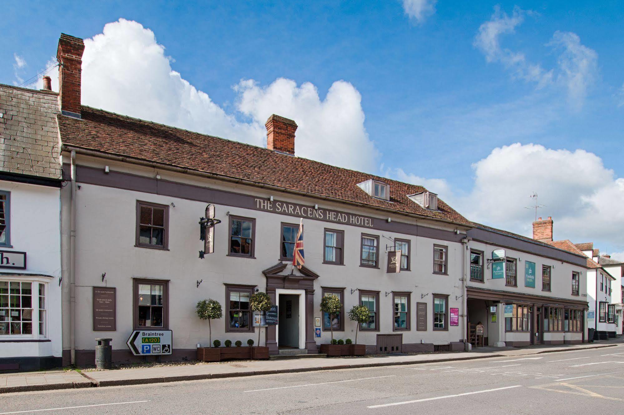 The Saracens Head Hotel Great Dunmow Esterno foto